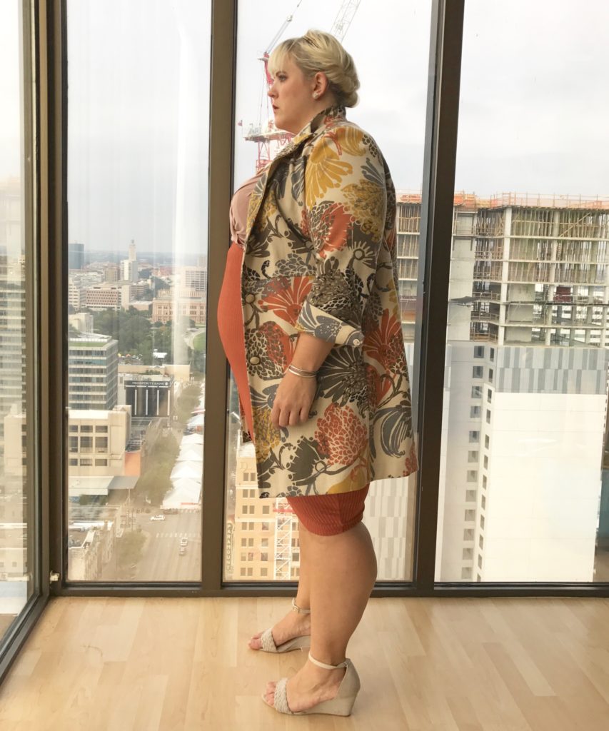 plus-size-fashion-blog-how-to-wear-a-patterned-coat-6