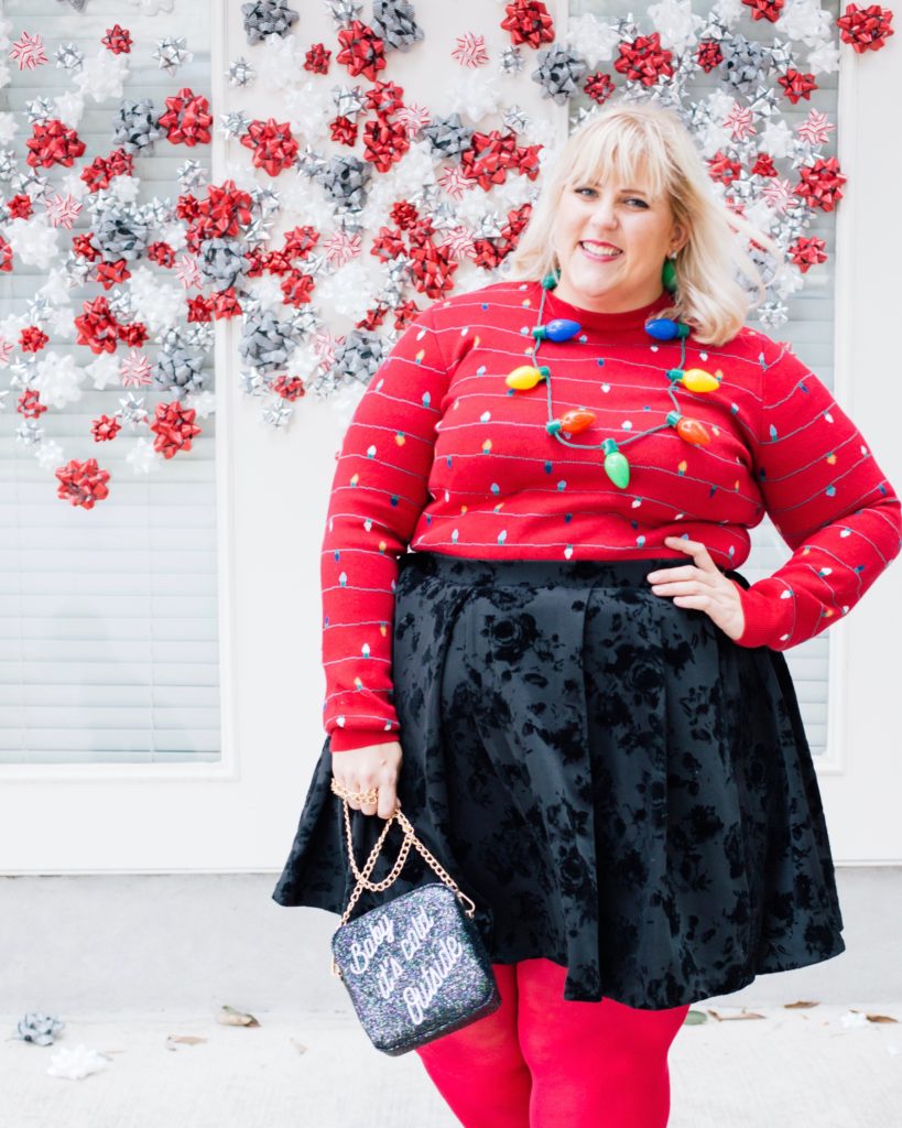 plus-size-holiday-outfit-inspired-by-decorations-6