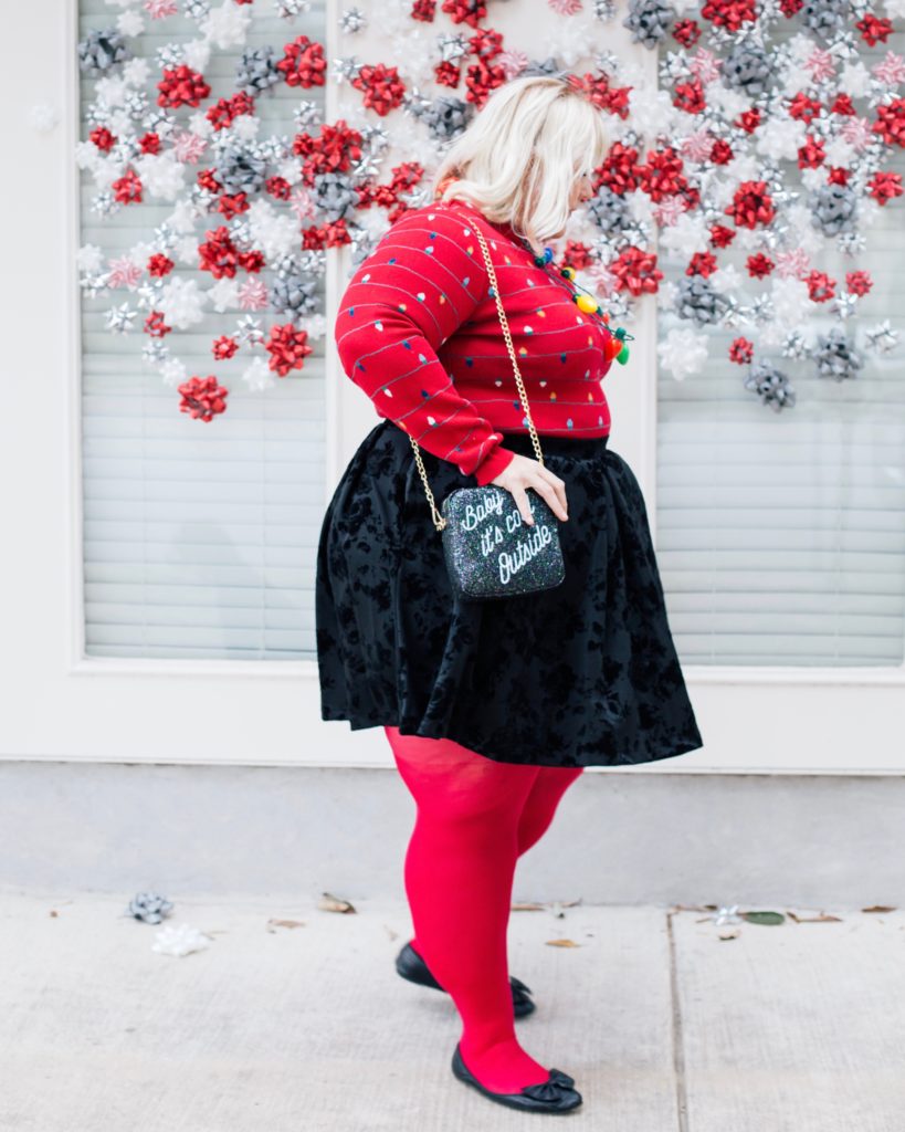 plus-size-holiday-outfit-inspired-by-decorations-3