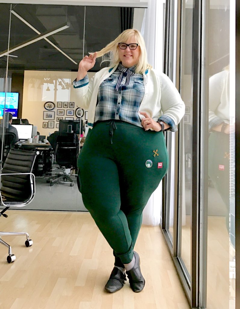 plus-size-sweatpants-at-work-1